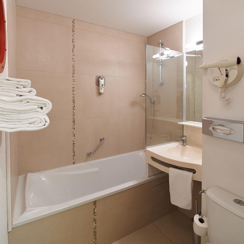 Ibis Styles Ouistreham Hotel Exterior foto