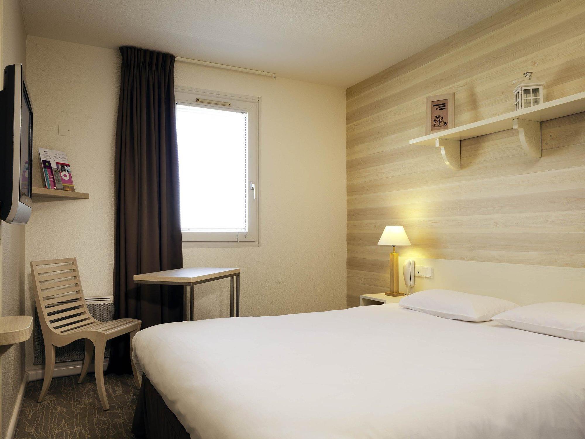 Ibis Styles Ouistreham Hotel Exterior foto